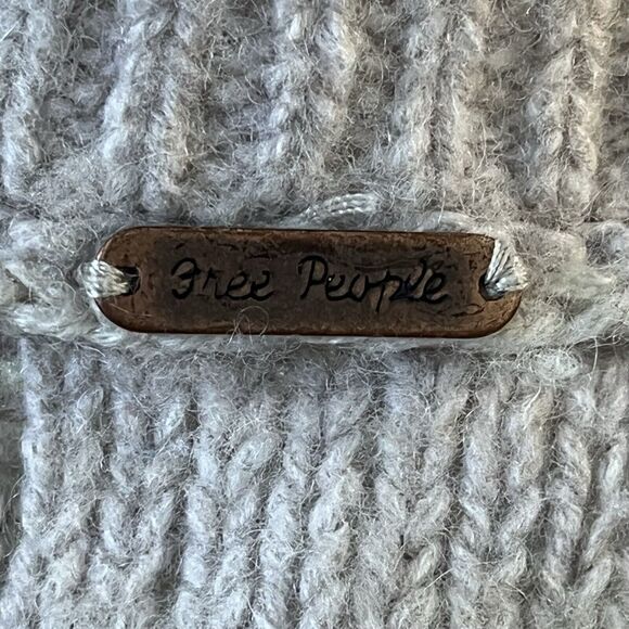 FREE PEOPLE Wool Eyelet Lace Ruffle Button Cardigan Womens S? Beige Boho Cottage - Picture 6 of 8